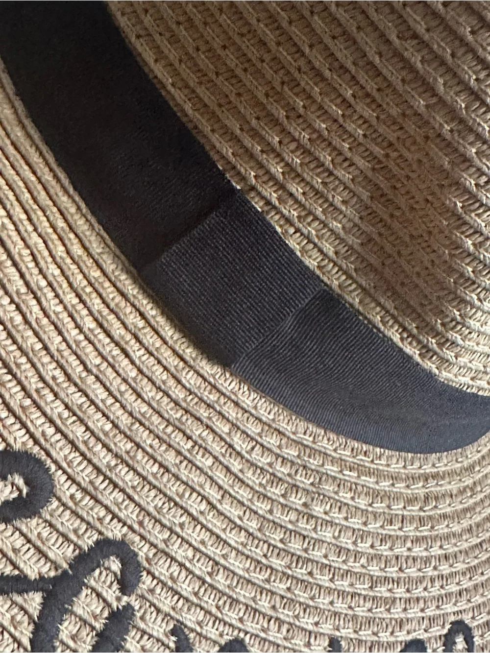 Daydreaming Embroidered Floppy Straw Sun Hat - One Size